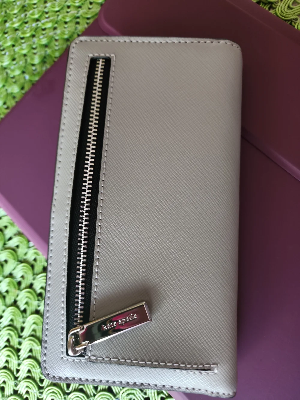 ♠️✨️NWT Kate Spade New York Staci Large Slim Bifold Wallet – Nimbus Gray